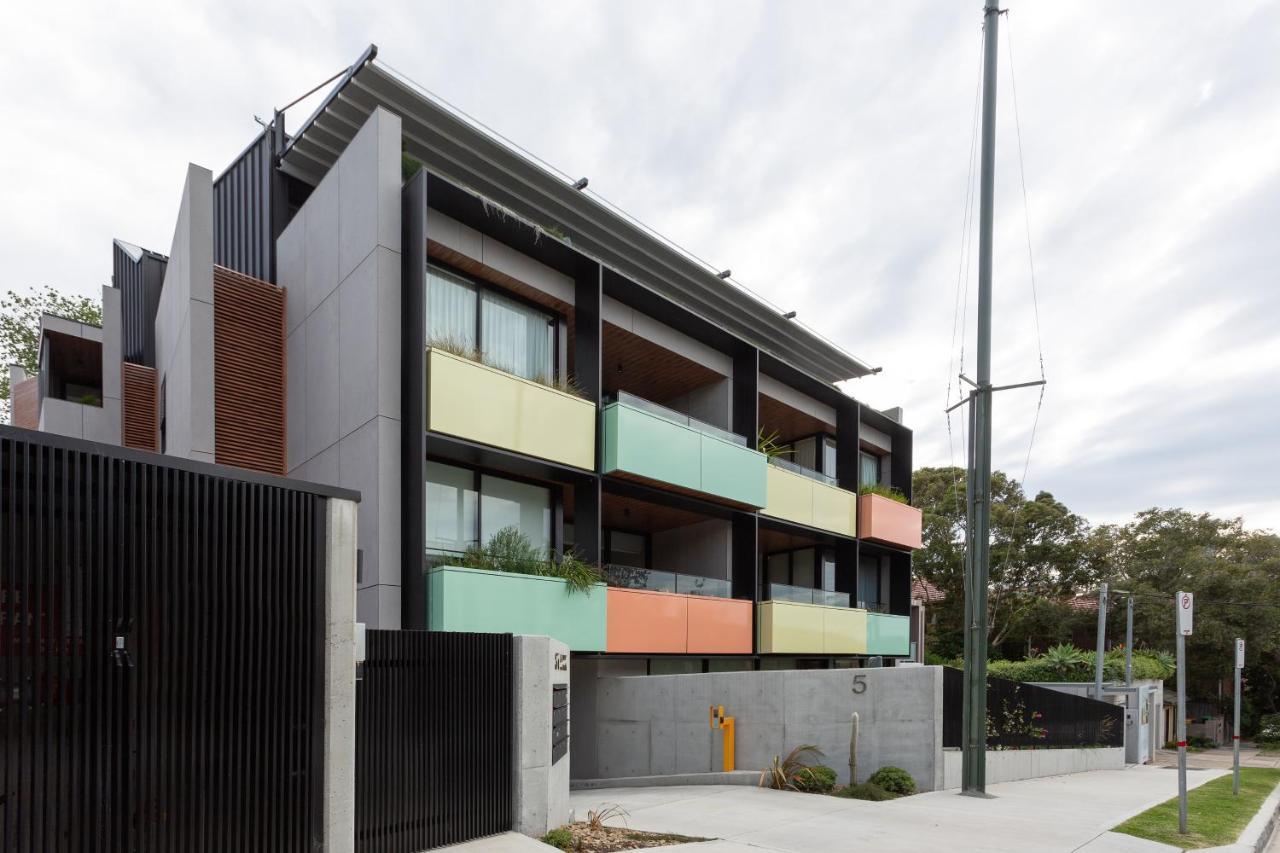 Stylish 2-Bed Apartment With Bbq Patio Near Beach Sydney Eksteriør bilde