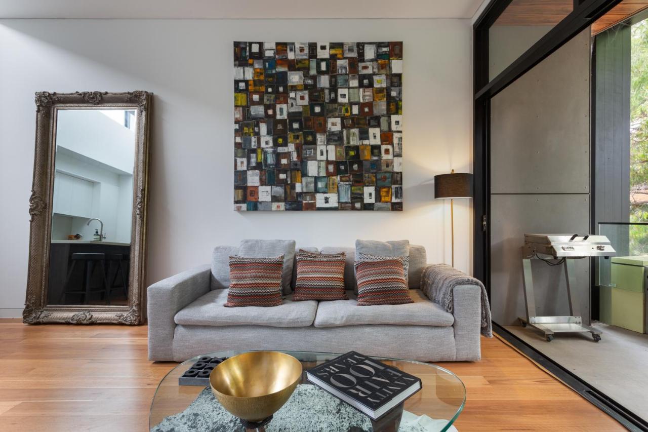 Stylish 2-Bed Apartment With Bbq Patio Near Beach Sydney Eksteriør bilde